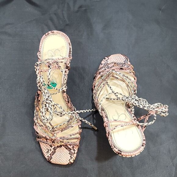 JESSICA SIMPSON WOMEN'S MALAYE BLOCK WRAP-UP SANDALS G1 - Picture 5 of 16